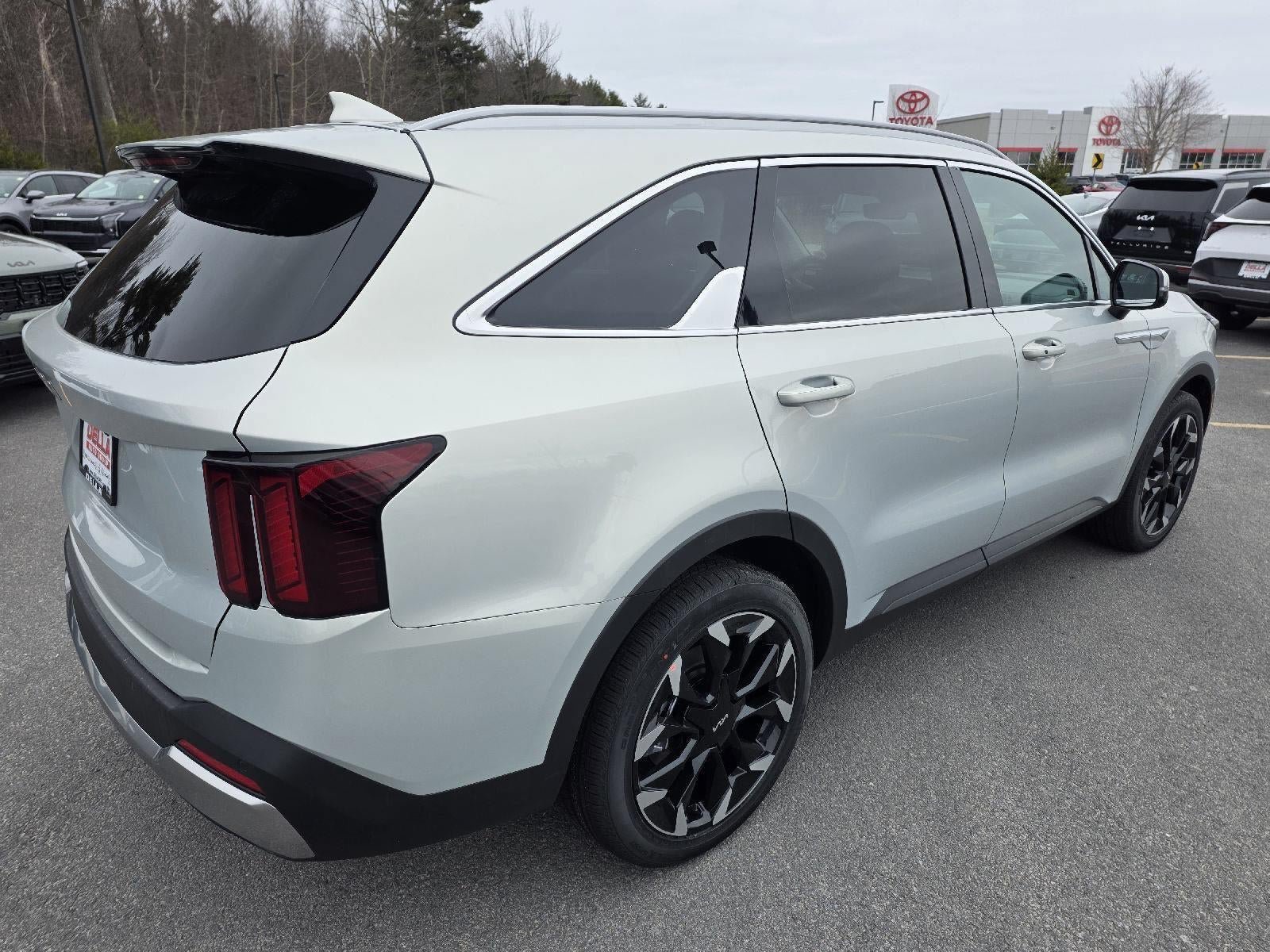 New 2026 Kia Sorento EX w/ EX Premium Package FWD image 6