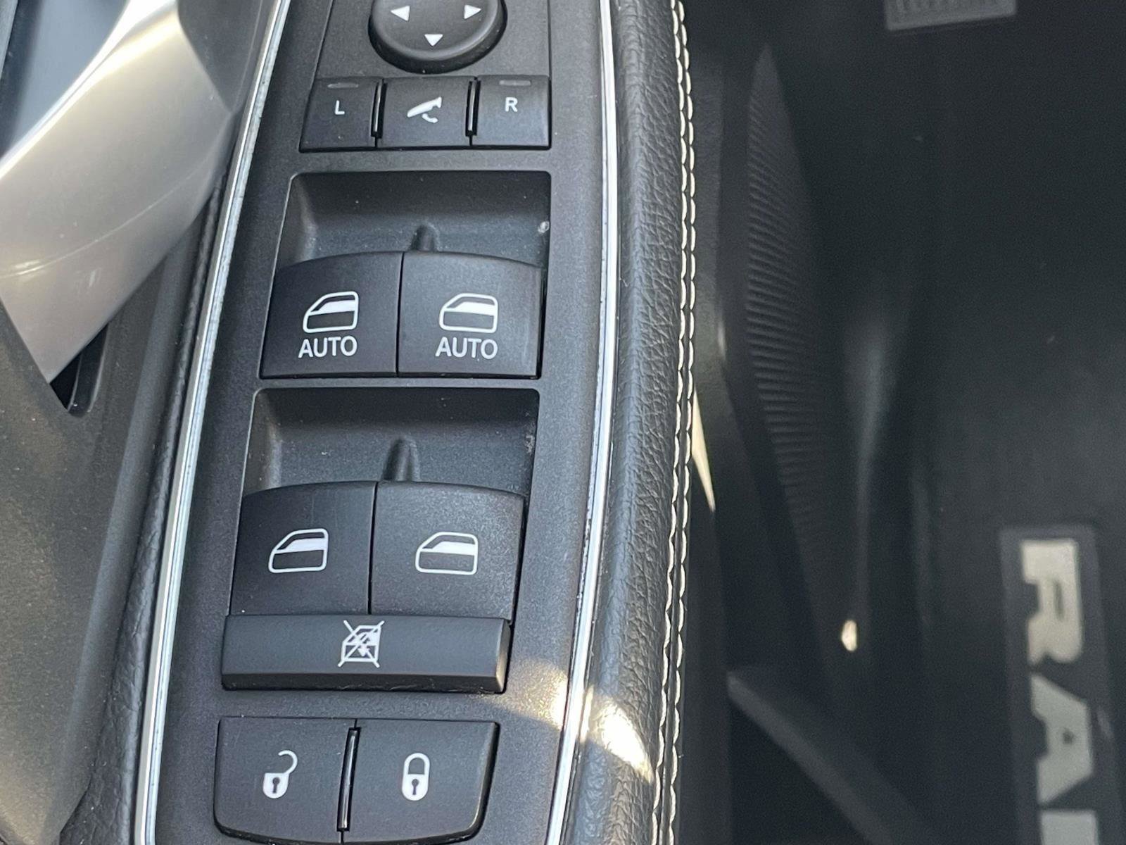 Used 2024 RAM 2500 Big Horn w/ Bed Utility Group image 22