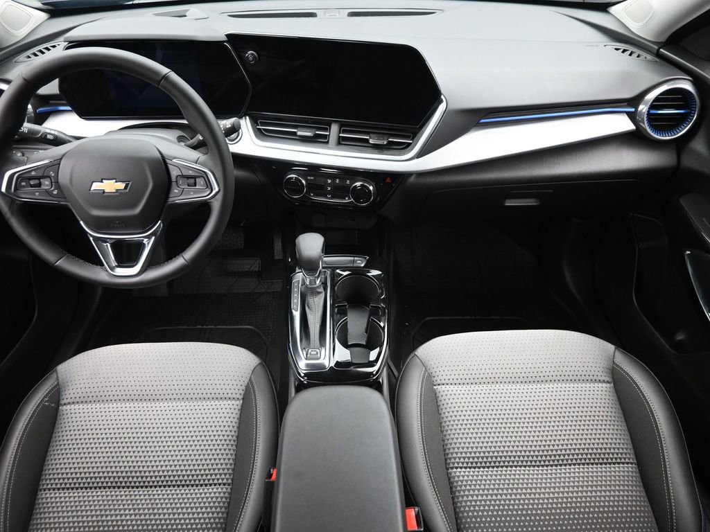 Used 2024 Chevrolet Trax LT w/ Driver Confidence Package image 12
