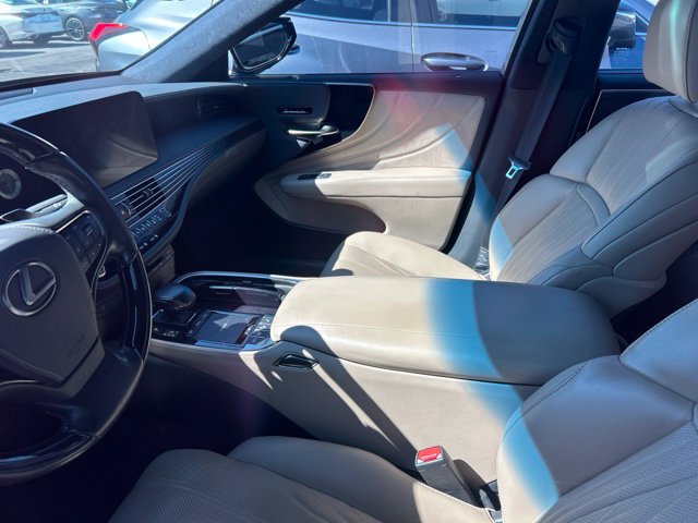 Certified 2022 Lexus LS 500 w/ Interior Upgrade Package RWD image 6