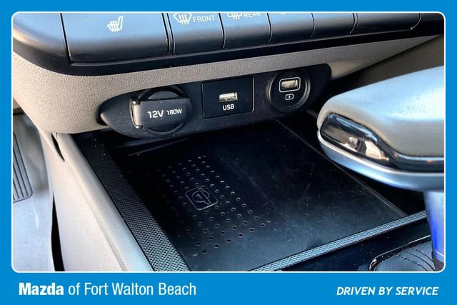 Used 2021 Hyundai Elantra SEL w/ Convenience Package image 24