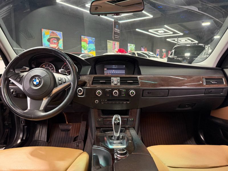 Used 2010 BMW 535i Sedan RWD image 15