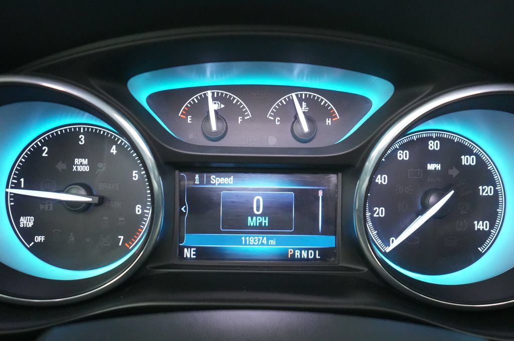 Used 2018 Buick Envision Essence AWD/4WD image 38