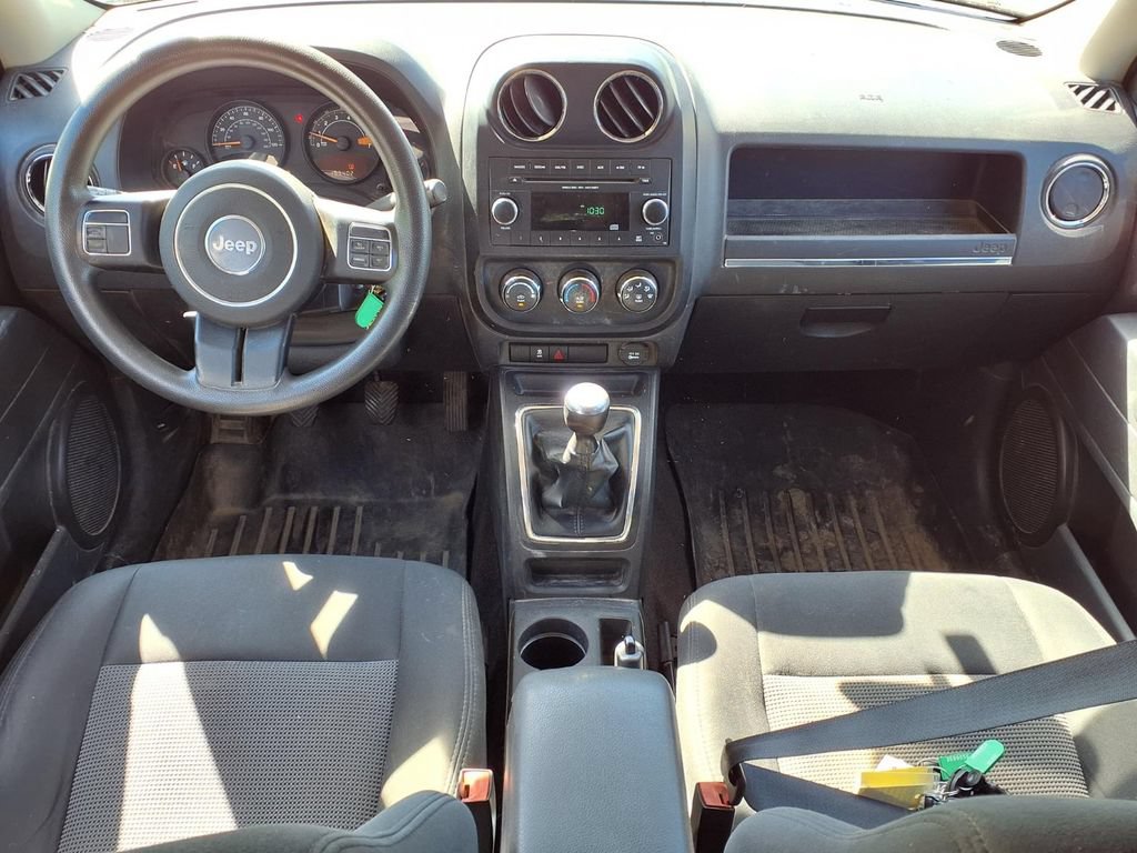 Used 2014 Jeep Patriot Sport AWD/4WD image 10