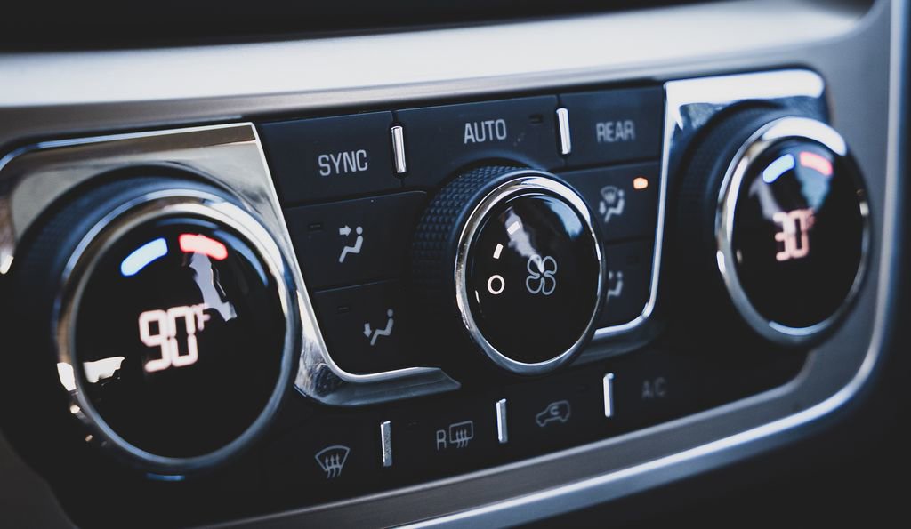 Used 2016 GMC Acadia Denali image 17