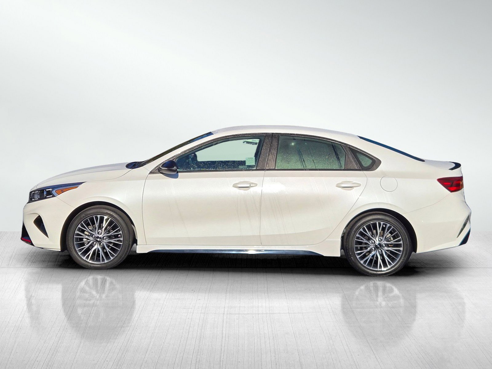 Certified 2023 Kia Forte GT-Line w/ GT-Line Technology Package image 3