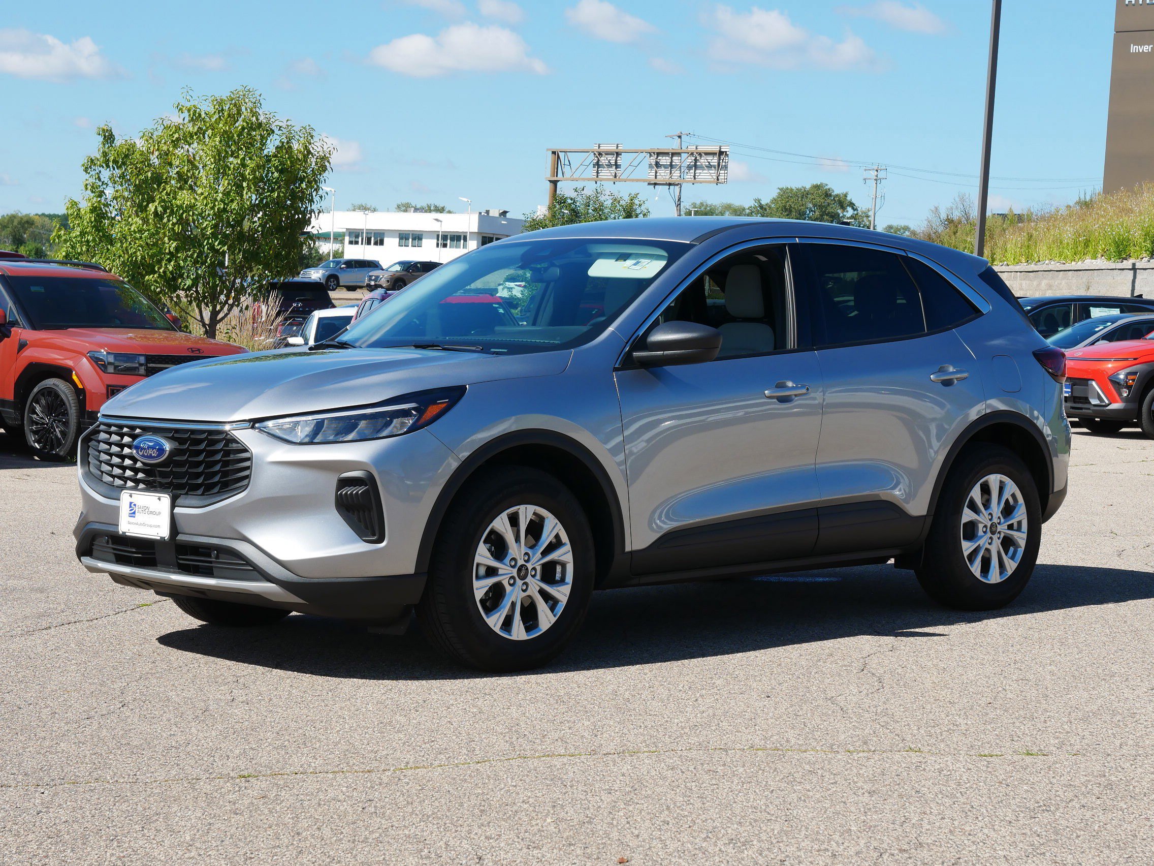 Used 2024 Ford Escape Active w/ Tech Pack #1 image 2