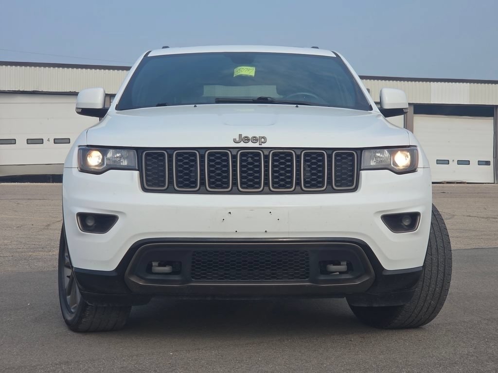 Used 2016 Jeep Grand Cherokee Limited 75th Anniversary AWD/4WD image 3