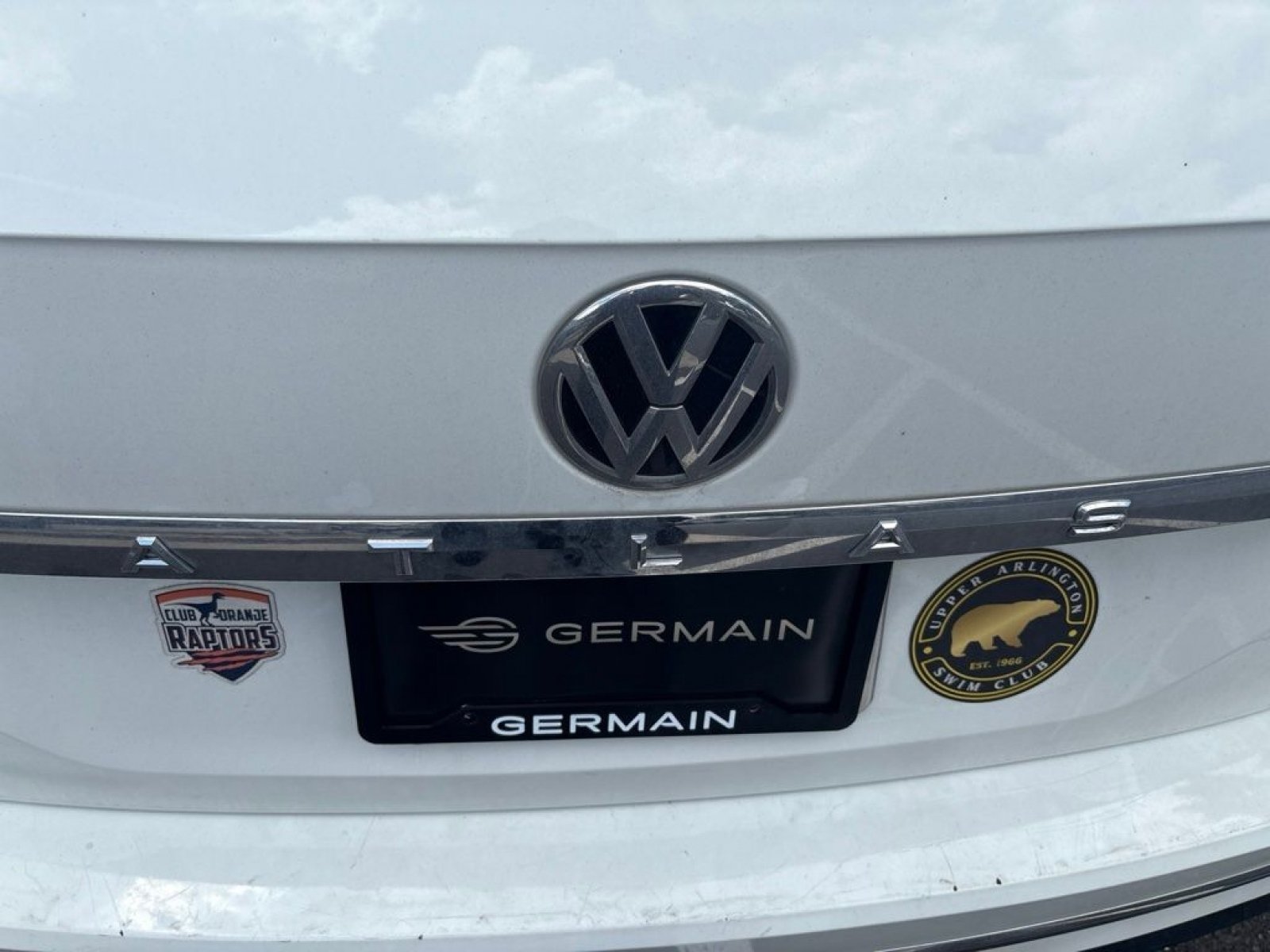 Used 2019 Volkswagen Atlas SEL R-Line AWD/4WD image 18