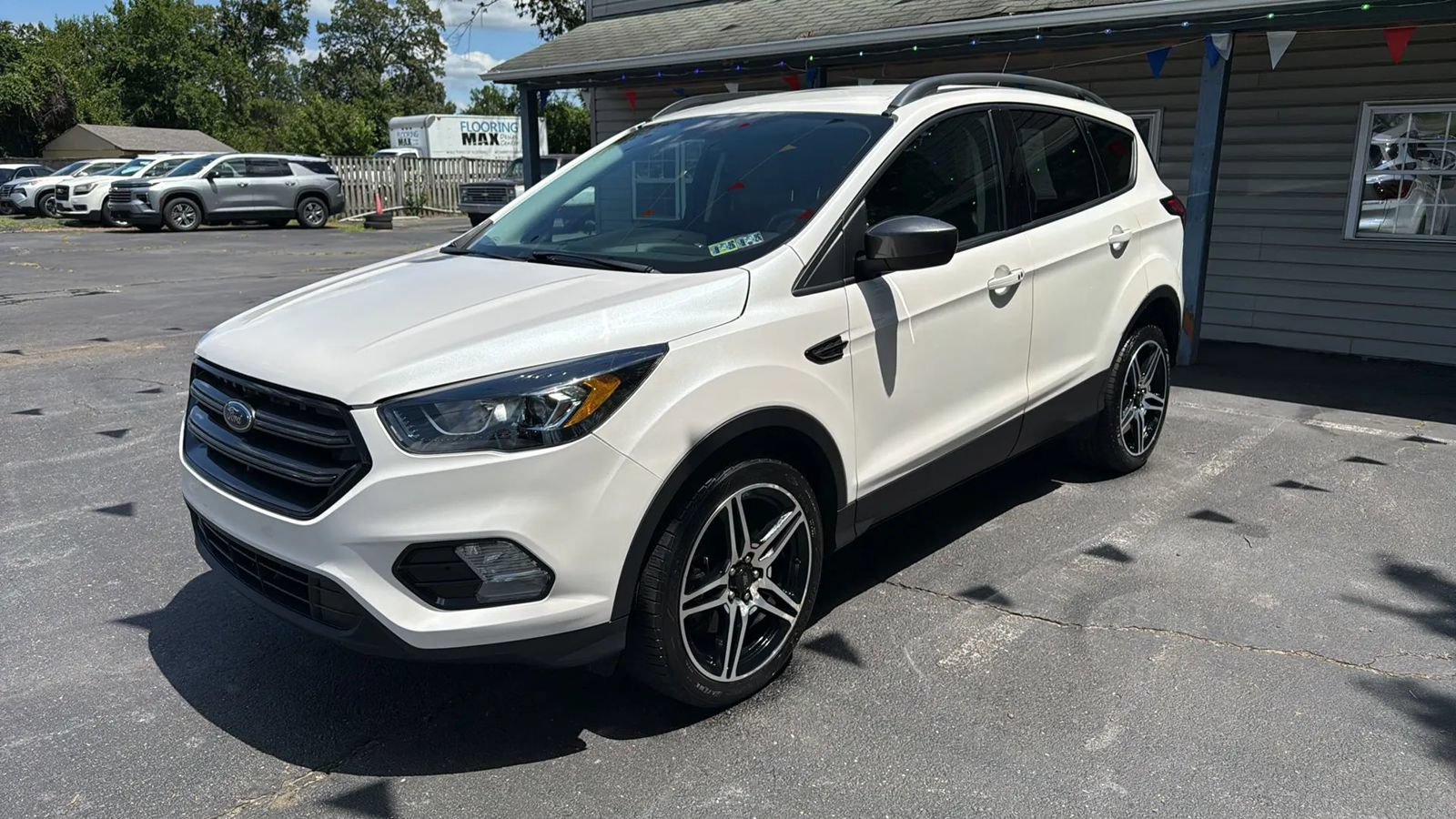Used 2019 Ford Escape SEL AWD/4WD image 4