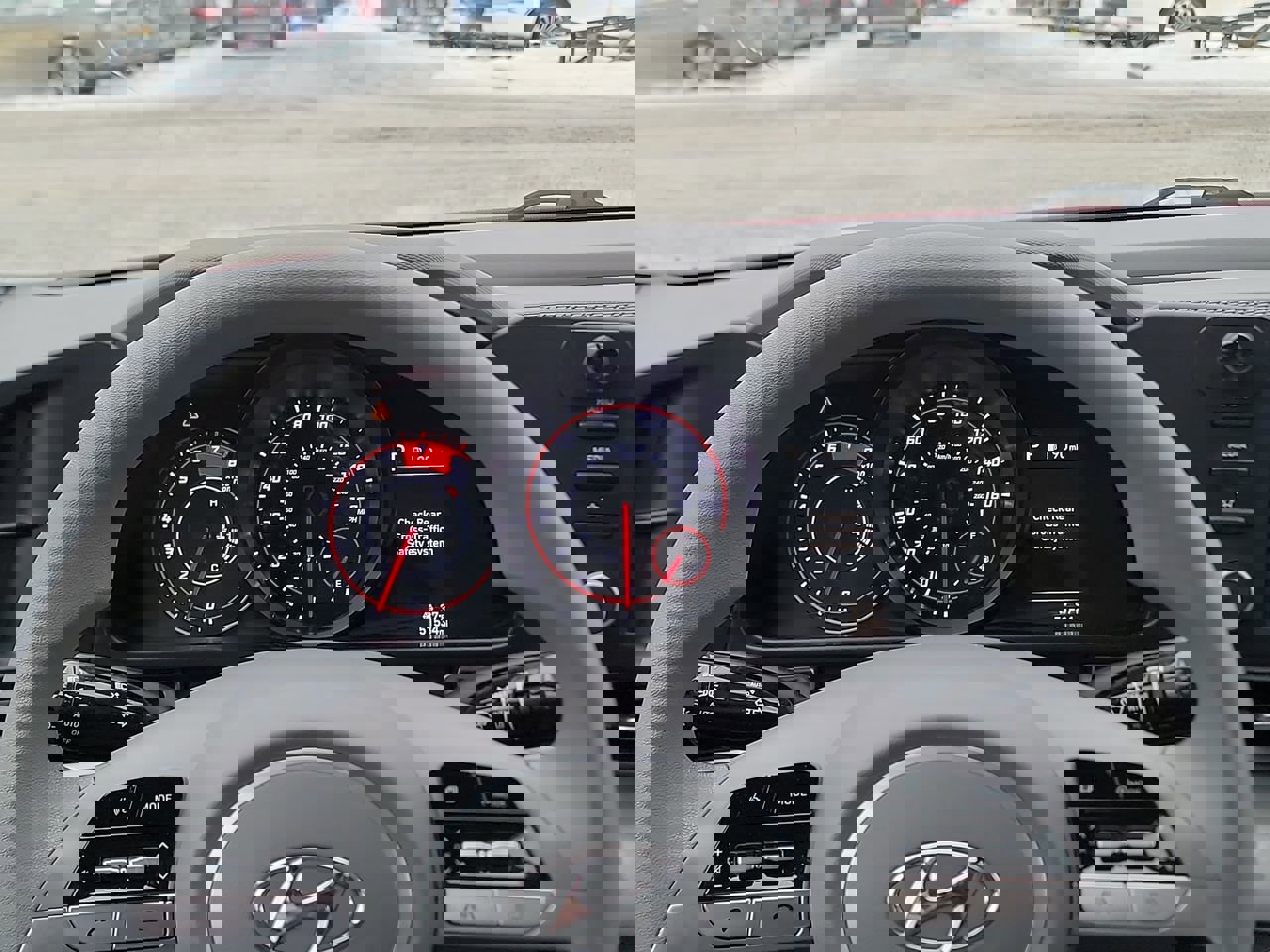 Used 2021 Hyundai Elantra SEL image 15