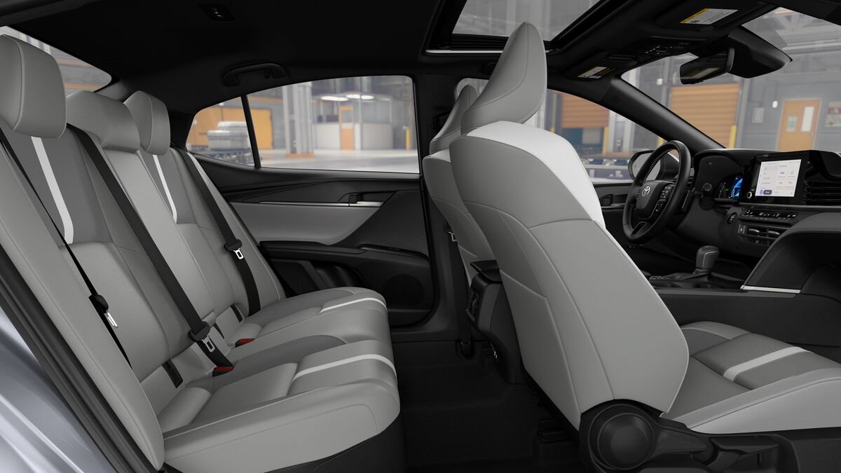 New 2026 Toyota Camry SE FWD image 21