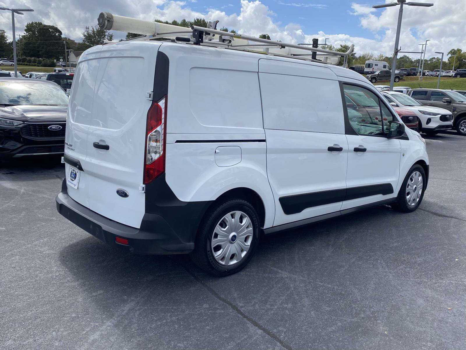 Used 2019 Ford Transit Connect XL image 7