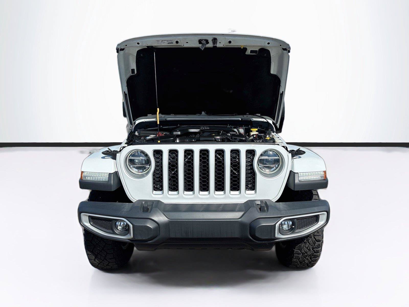 Used 2020 Jeep Gladiator Overland AWD/4WD image 32