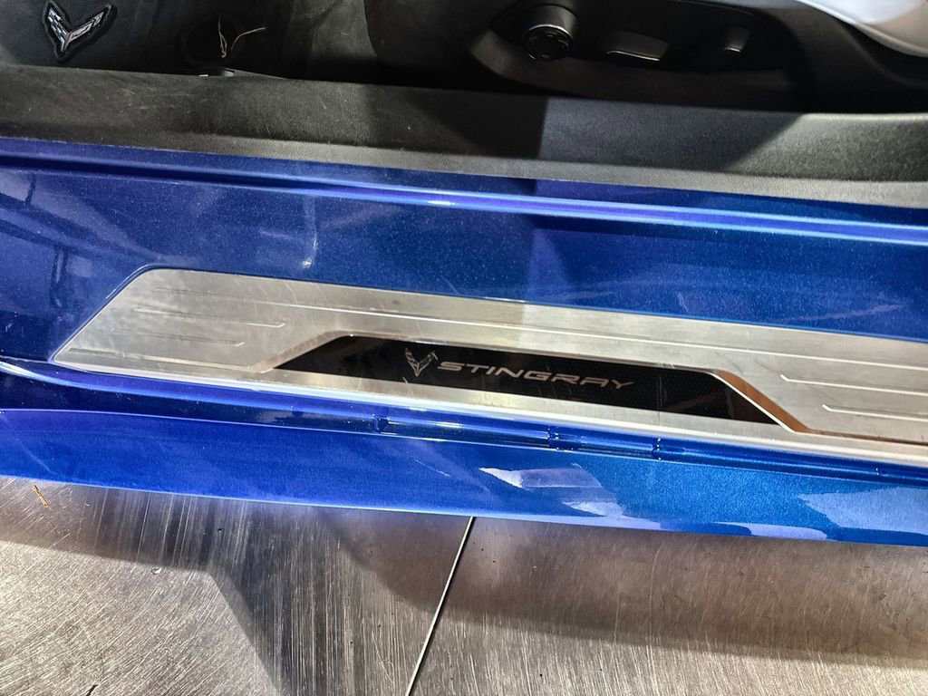 Used 2021 Chevrolet Corvette Stingray Preferred Conv w/ 2LT image 17