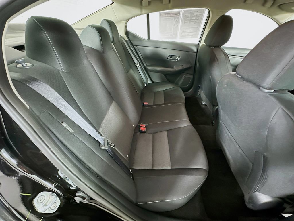 Certified 2025 Nissan Sentra SV FWD image 33