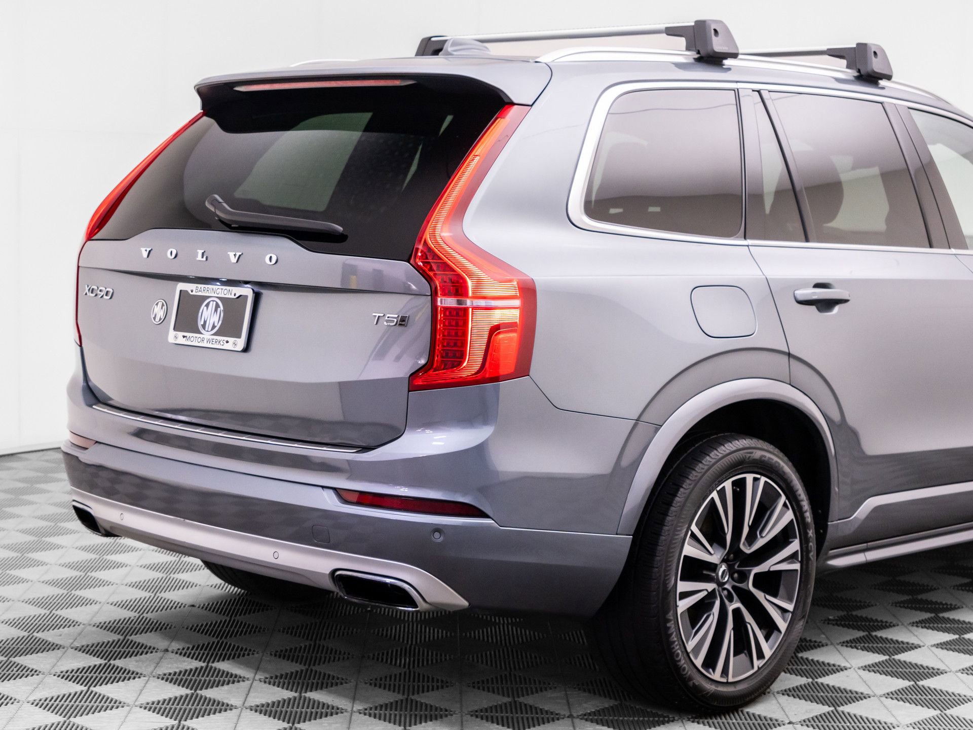 Used 2020 Volvo XC90 T5 Momentum image 36