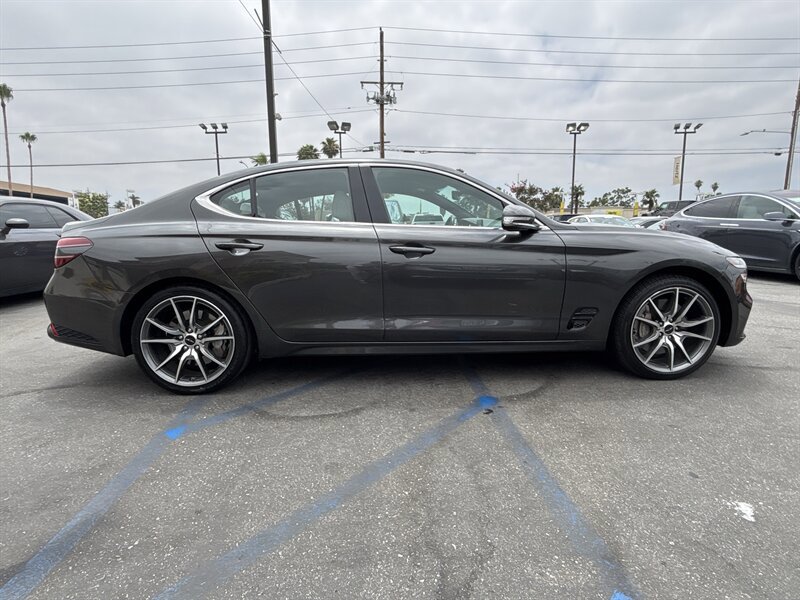 Used 2024 Genesis G70 2.5T RWD image 8