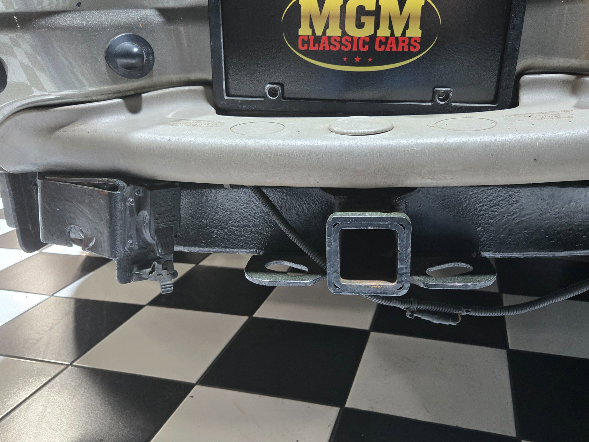 Used 2005 Ford Excursion Limited image 48