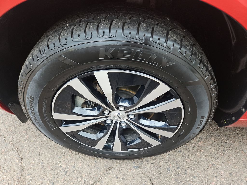 Used 2023 Volvo XC60 B5 Core AWD/4WD image 27