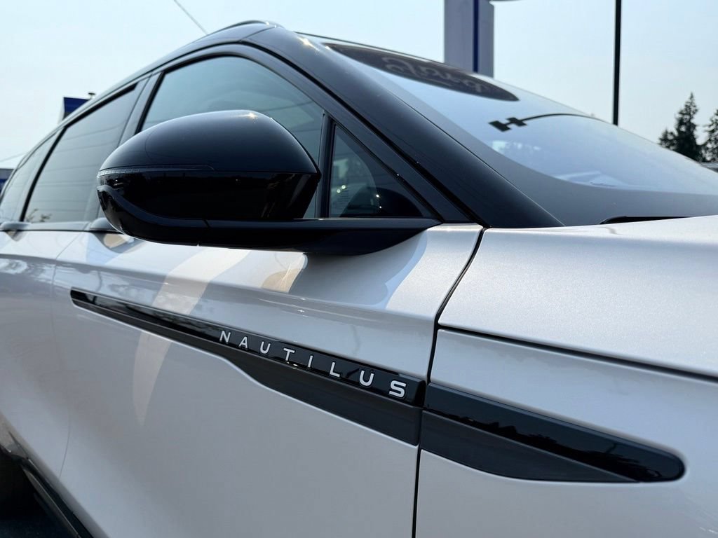 New 2026 Lincoln Nautilus Reserve AWD/4WD image 35