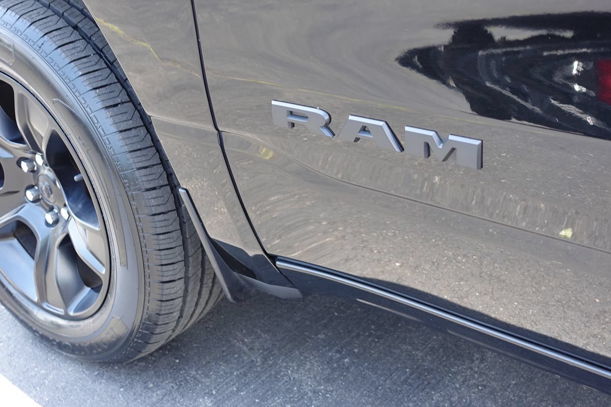 Used 2023 RAM 1500 Big Horn AWD/4WD image 12