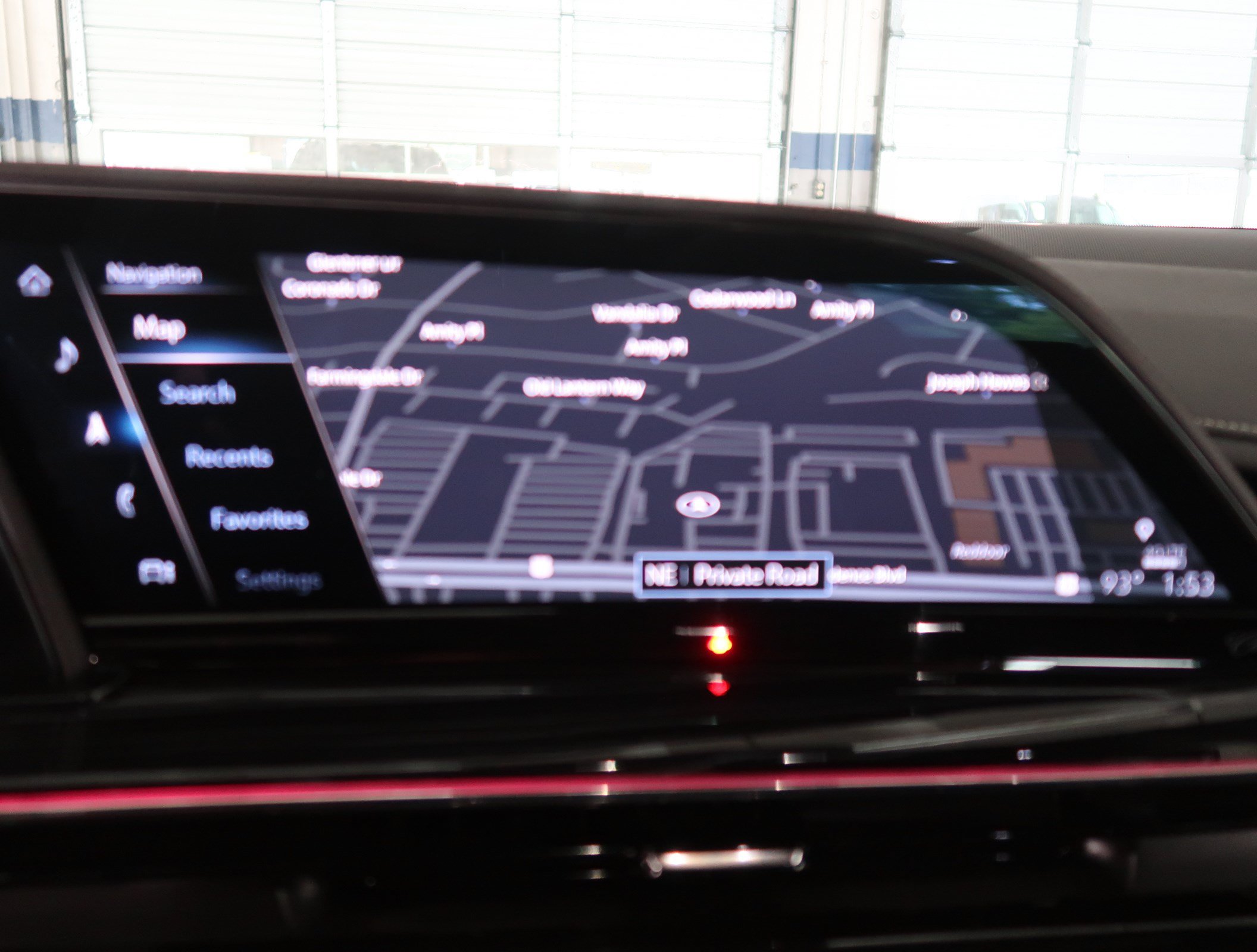 Used 2023 Cadillac Escalade ESV Sport w/ LPO, ONYX Package AWD/4WD image 28