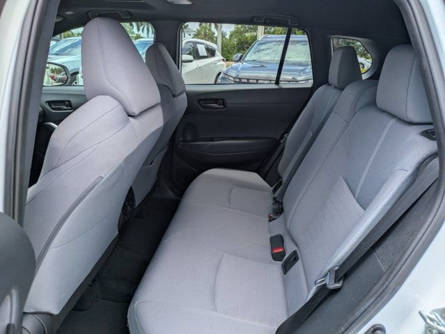 Used 2023 Toyota Corolla Cross AWD Hybrid w/ Moonroof Package image 13
