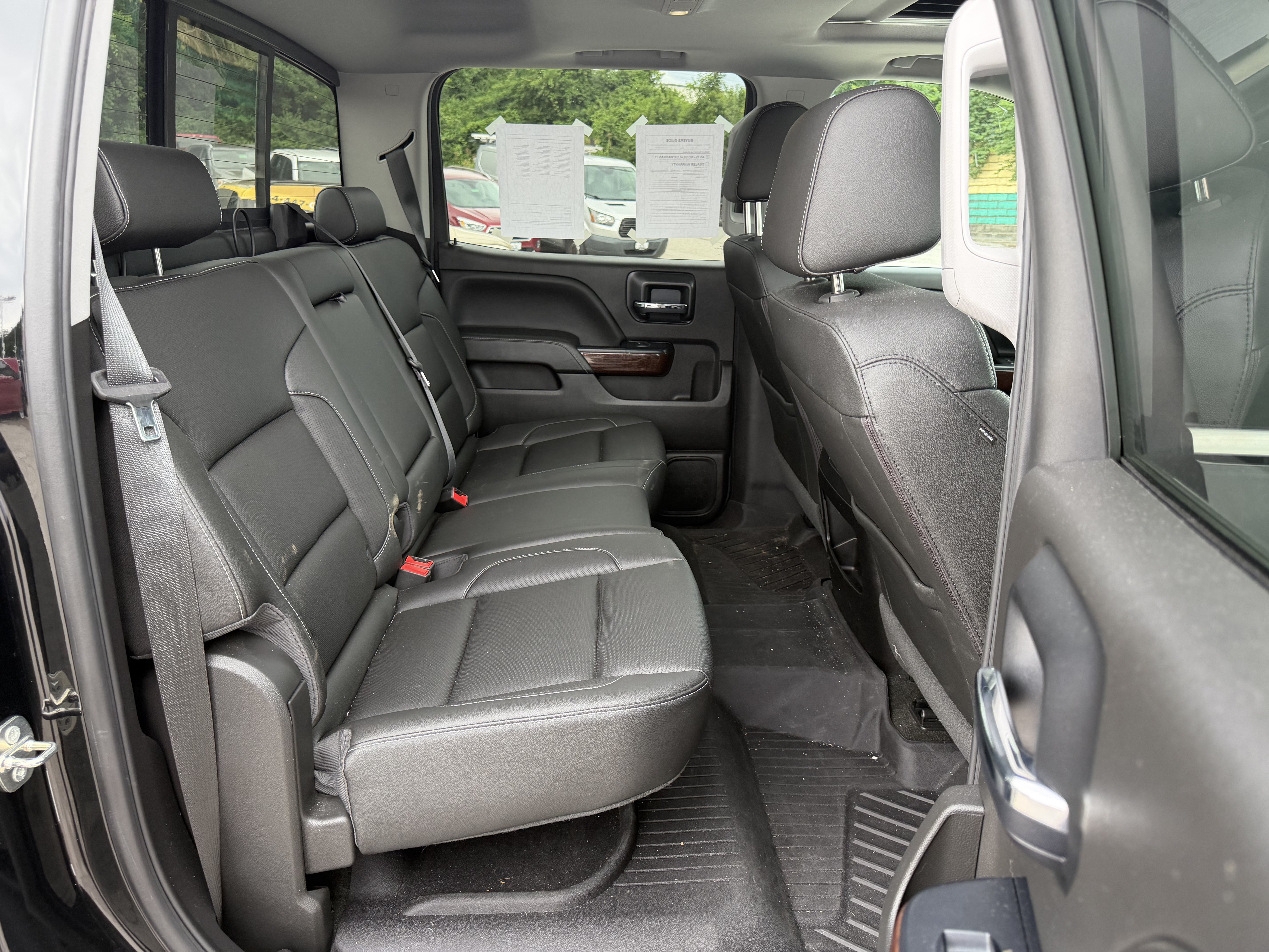 Used 2018 GMC Sierra 1500 SLT AWD/4WD image 9