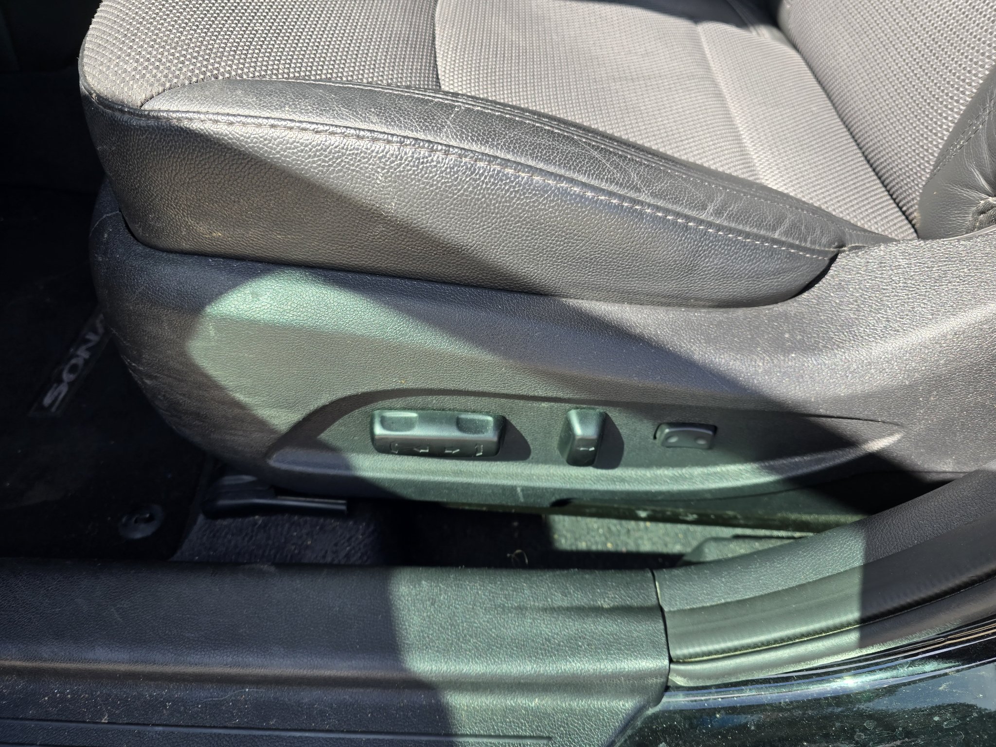 Used 2013 Hyundai Sonata SE FWD image 16