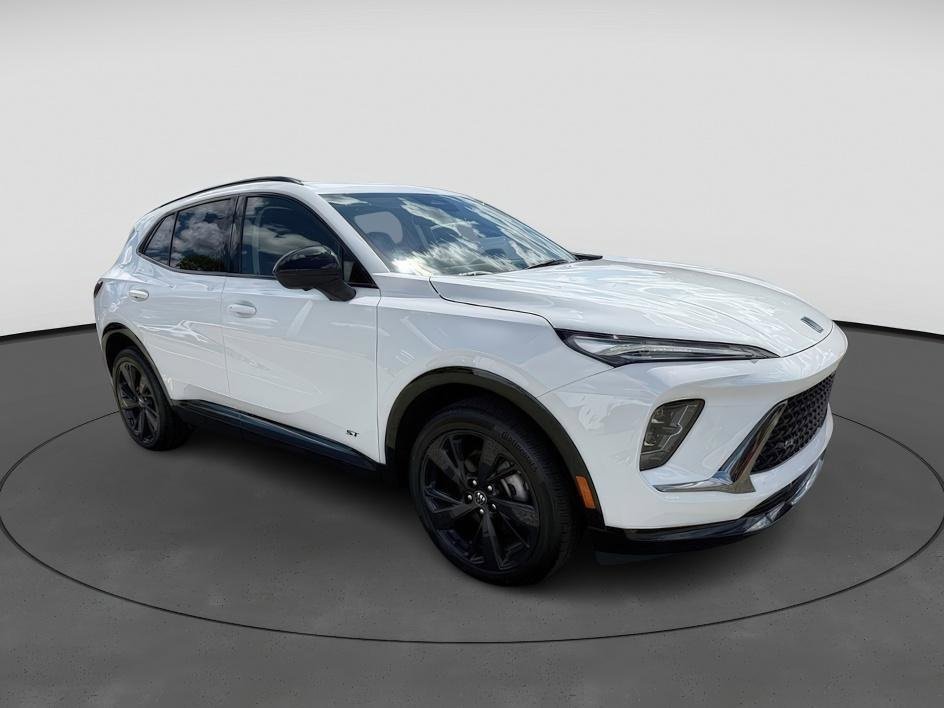 New 2025 Buick Envision Sport Touring image 4