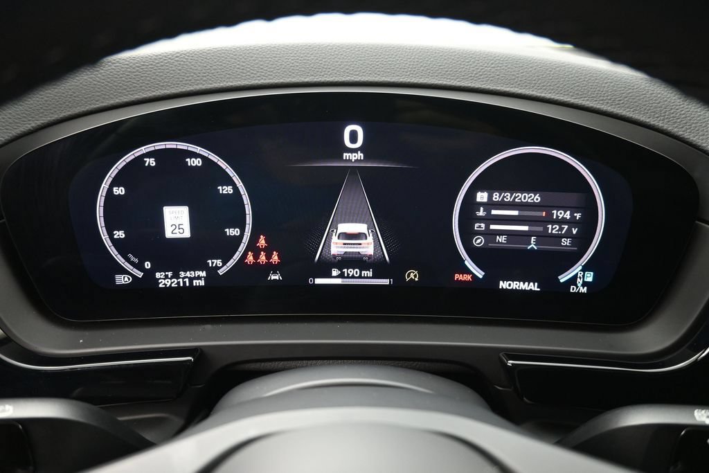 Certified 2024 Porsche Cayenne AWD/4WD image 19