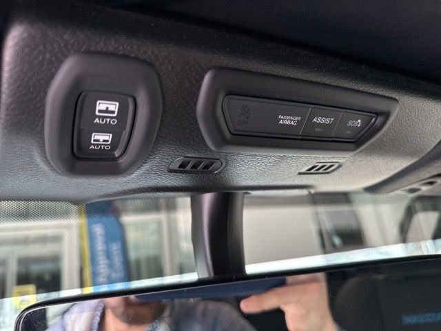 Used 2021 Jeep Wrangler Unlimited Rubicon 4xe w/ Cold Weather Group AWD/4WD image 10