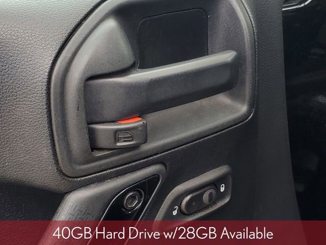 Used 2016 Jeep Wrangler Unlimited Sahara AWD/4WD image 14
