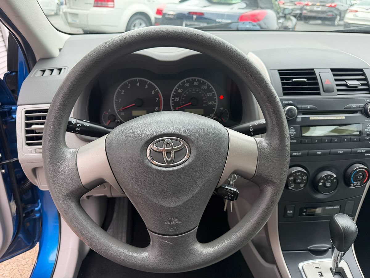 Used 2010 Toyota Corolla XLE FWD image 6