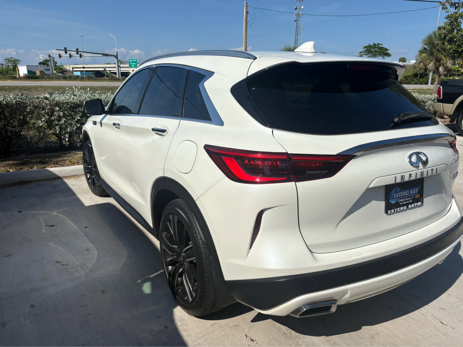 Used 2021 INFINITI QX50 Luxe w/ Appearance Package FWD image 13