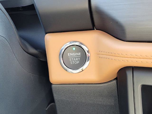 New 2024 Ford Expedition Platinum image 25