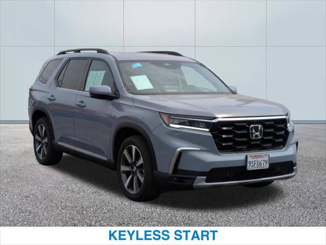 Certified 2025 Honda Pilot Elite image 4