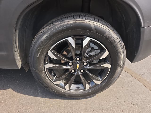Used 2023 Chevrolet TrailBlazer LT FWD image 33