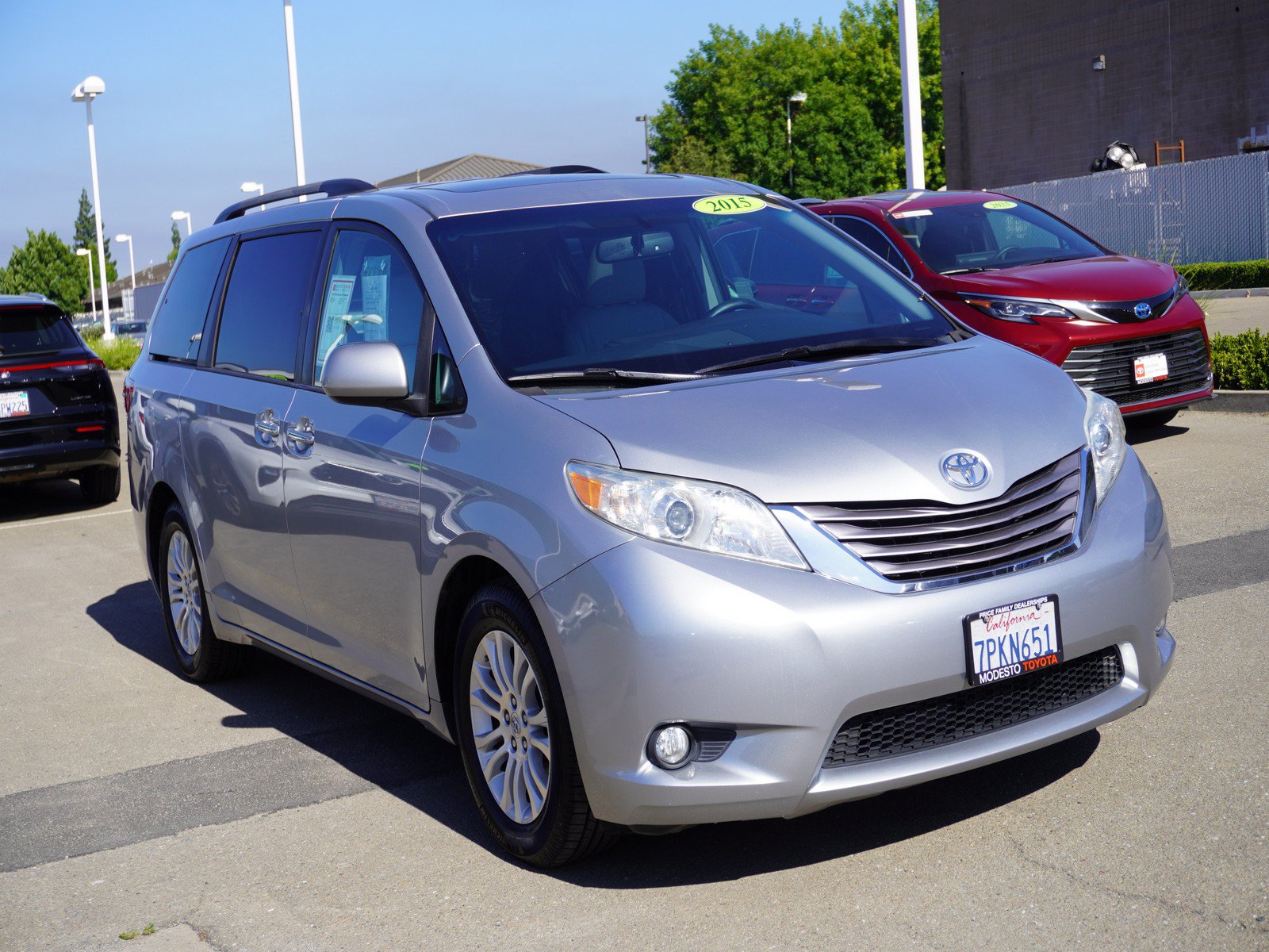 Used 2015 Toyota Sienna XLE w/ XLE Navigation Package