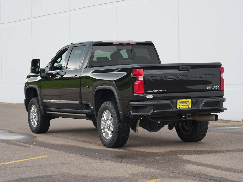 Certified 2024 Chevrolet Silverado 3500 High Country w/ High Country Premium Package AWD/4WD image 5