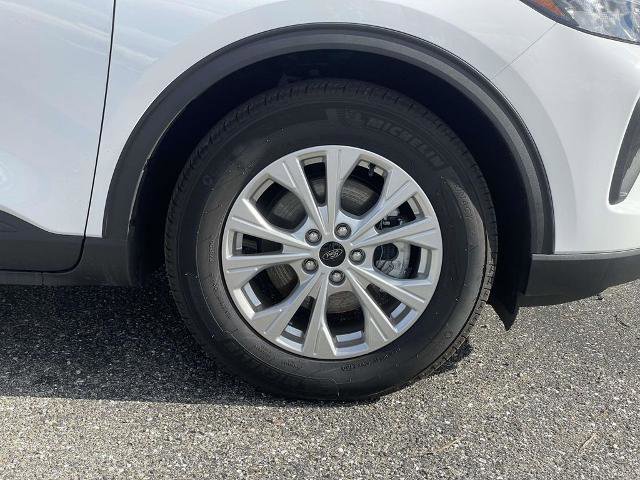 Certified 2025 Ford Escape Active image 31