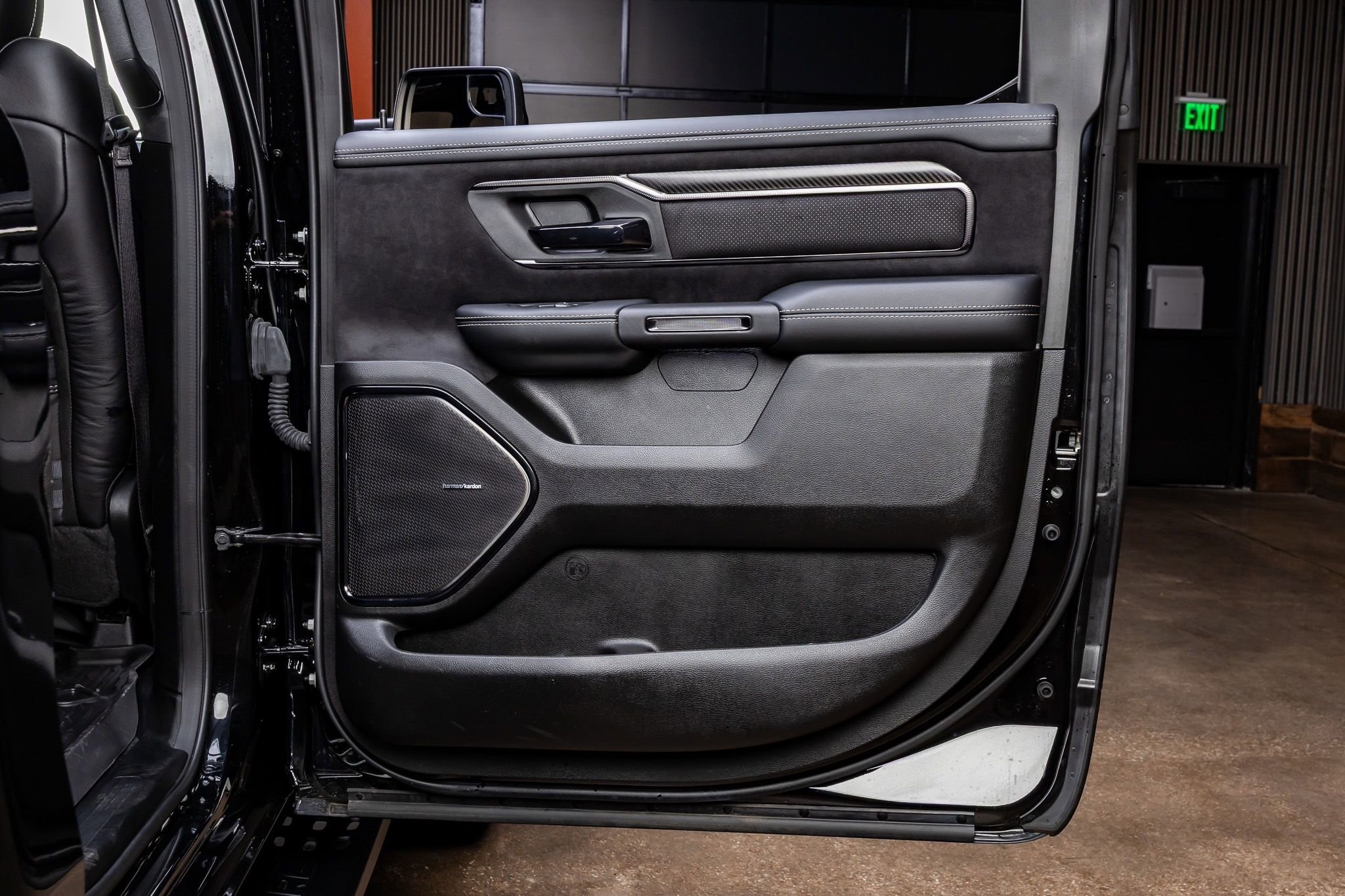 Used 2025 RAM 1500 RHO w/ RHO Level 1 Equipment Group image 38