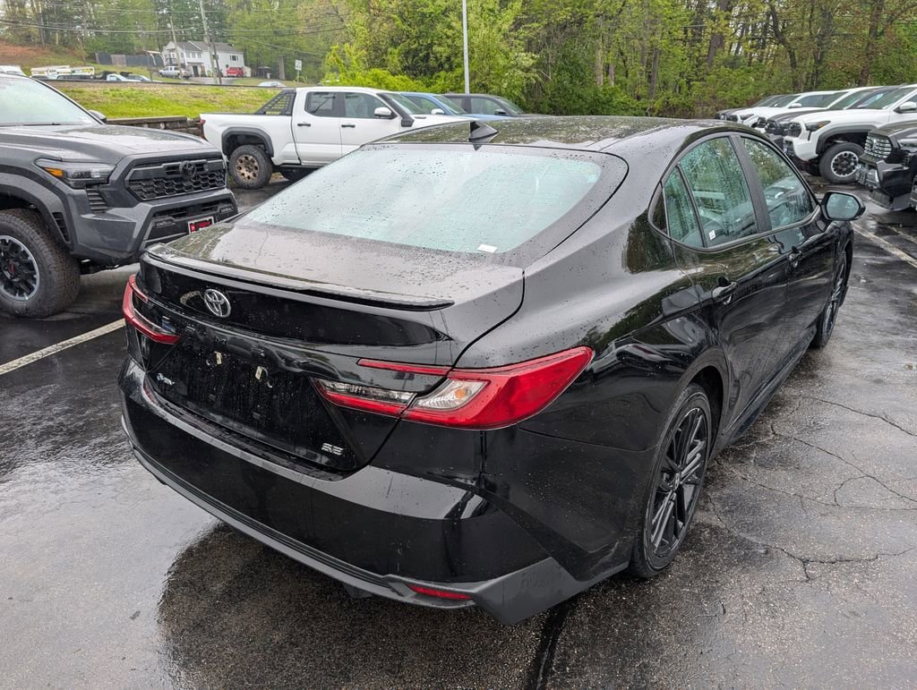 Certified 2025 Toyota Camry SE w/ Convenience Package FWD image 7