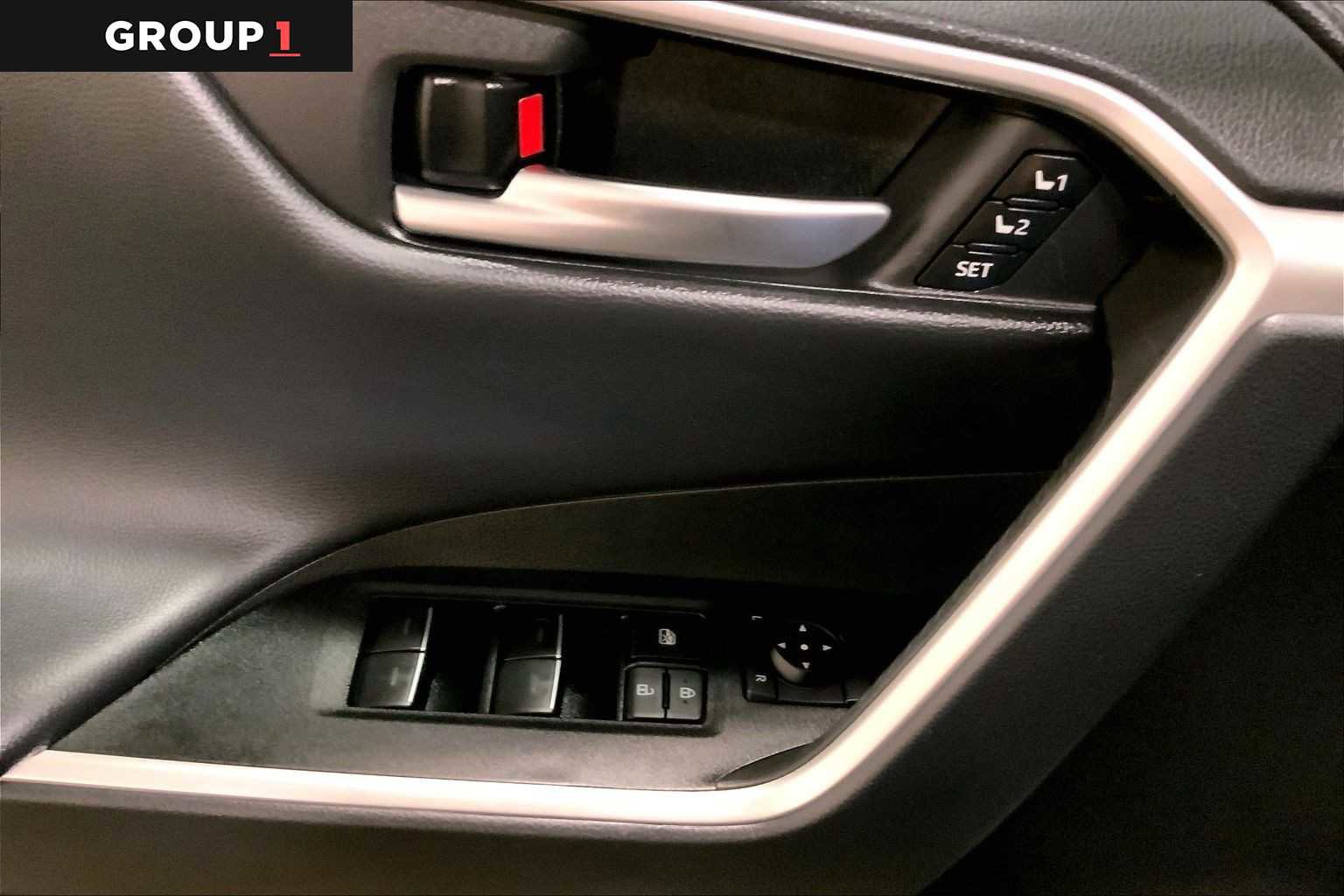 Used 2024 Toyota RAV4 Limited w/ Advanced Technology Package image 31