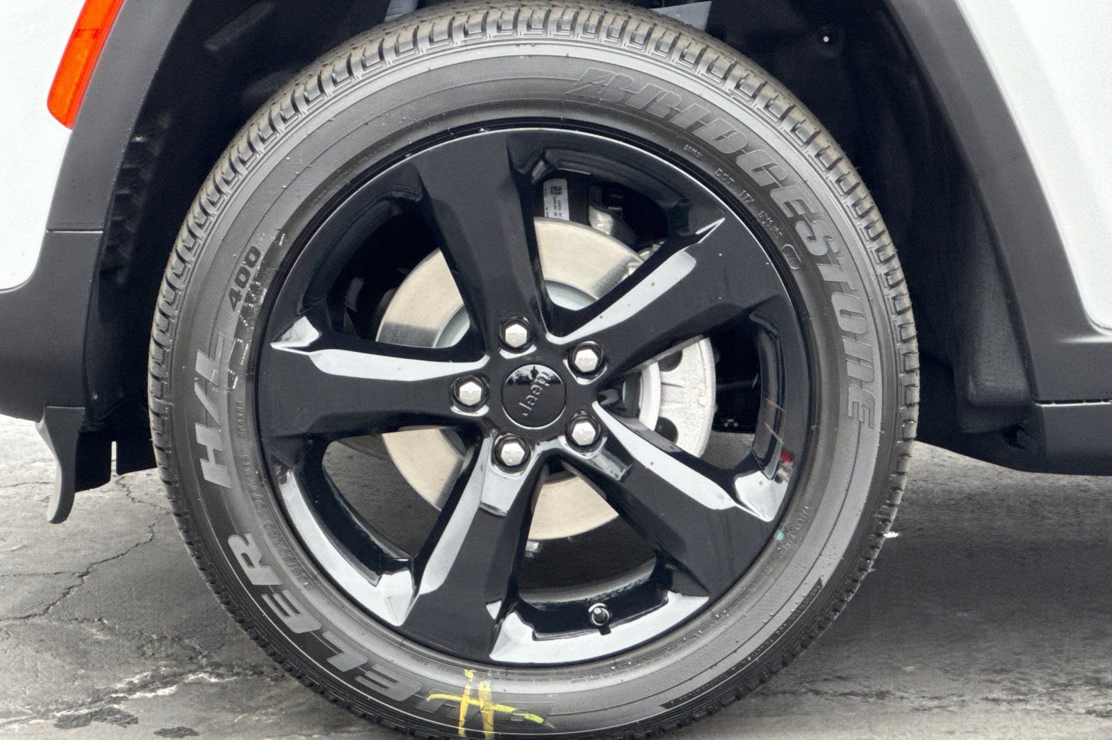 New 2025 Jeep Grand Cherokee Laredo image 27