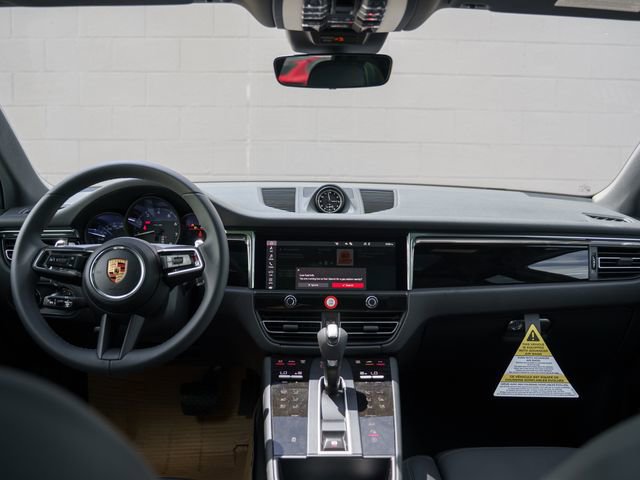 New 2026 Porsche Macan AWD/4WD image 21