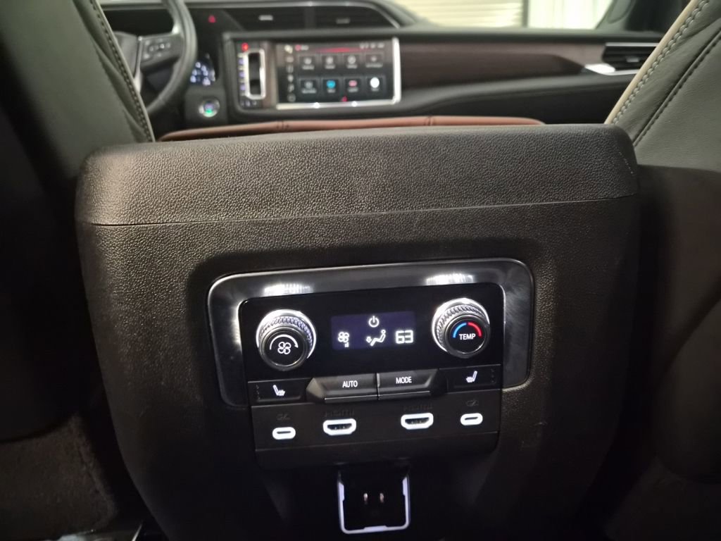 Used 2023 GMC Yukon XL Denali Ultimate image 43