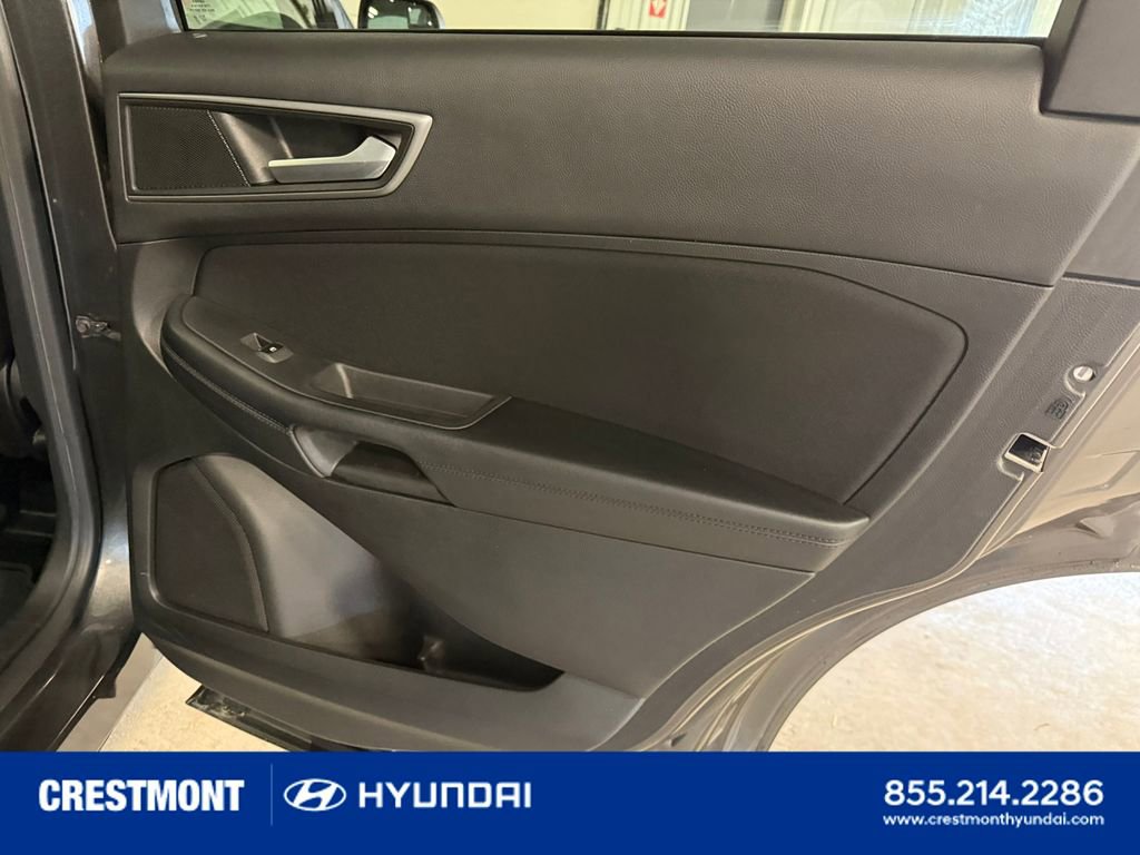 Used 2015 Ford Edge SE FWD image 29