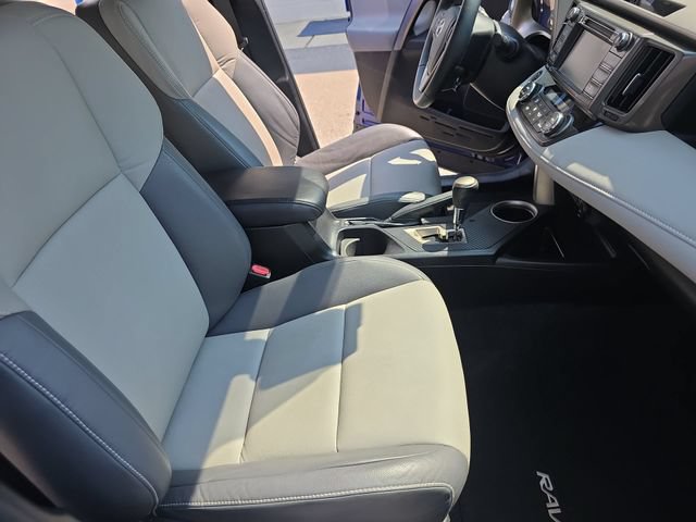 Used 2015 Toyota RAV4 Limited w/ Technology Package FWD image 11